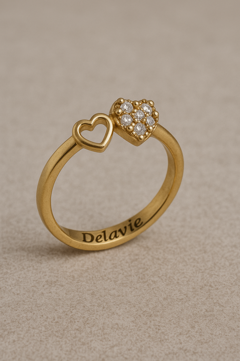 Anel 2 Corações em Ouro 18K – Delicadeza e Brilho que Encantam